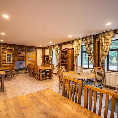 Guest house Pansky Dum 3*